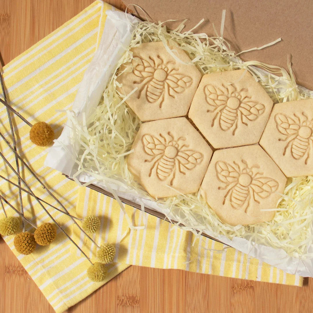 Medonosná včela | vykrajovátko - Baker's Paradise
